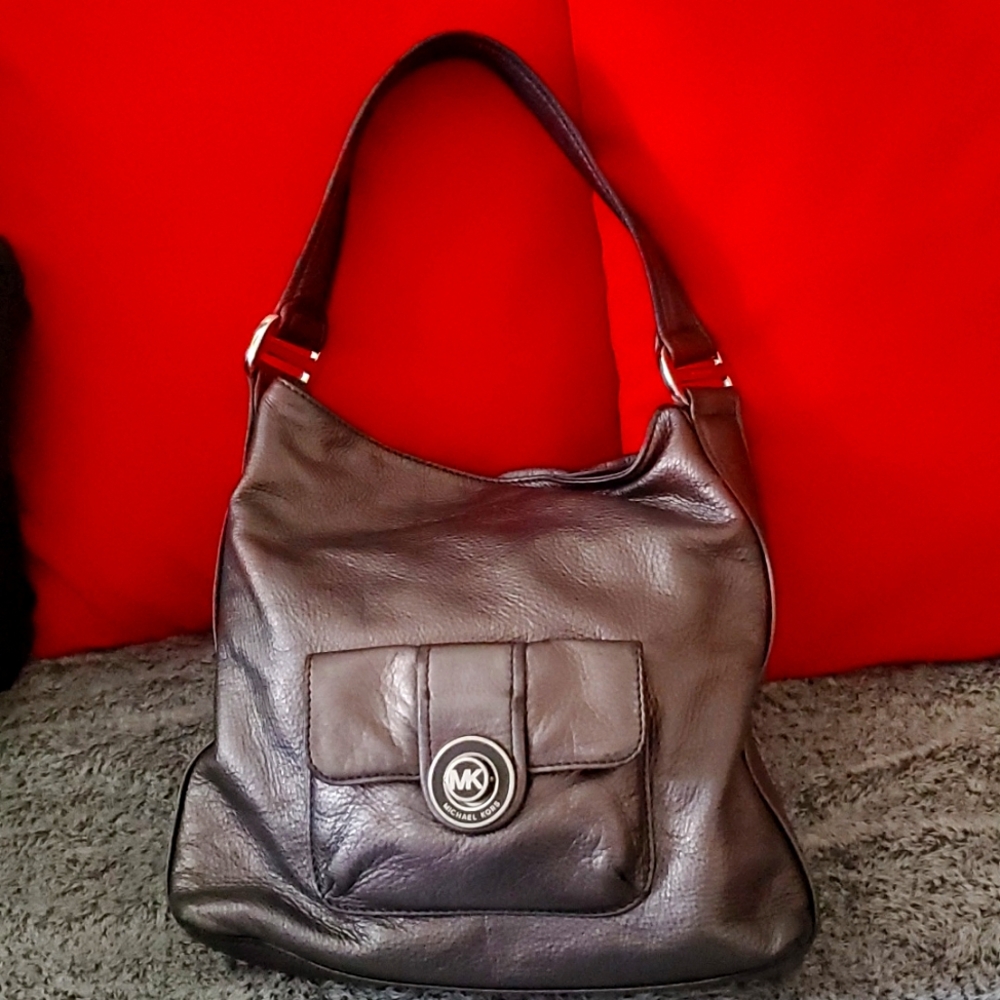 MICHEL kors silver Metallic hobo bag pre owned